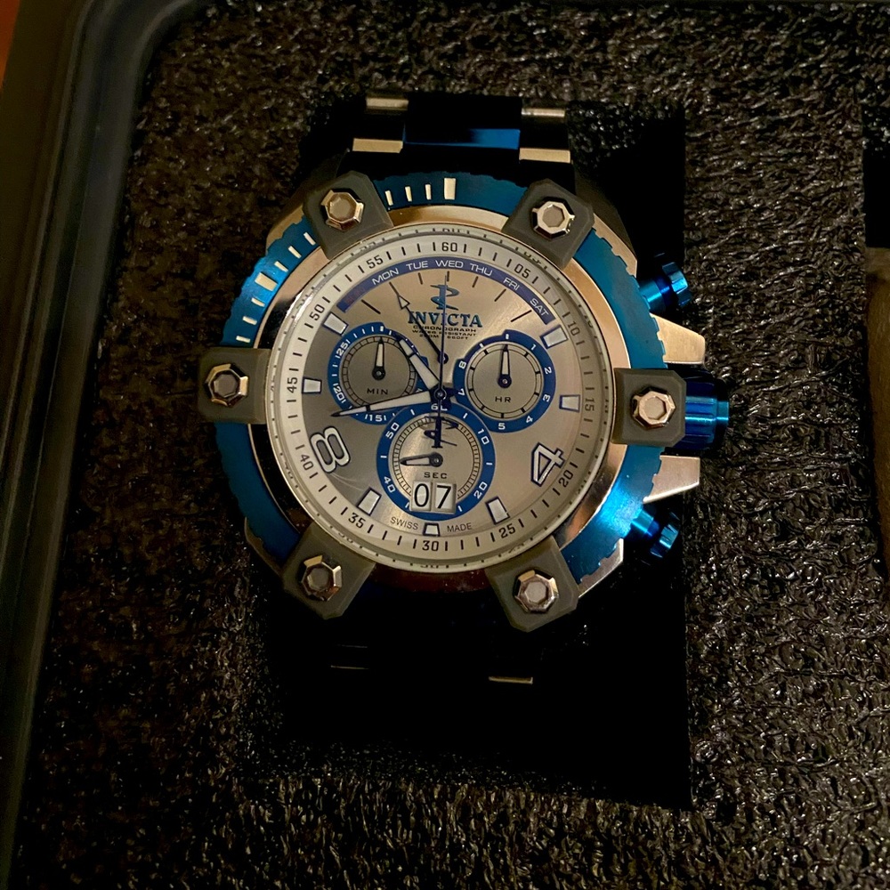 Invicta men’s watch, like new!